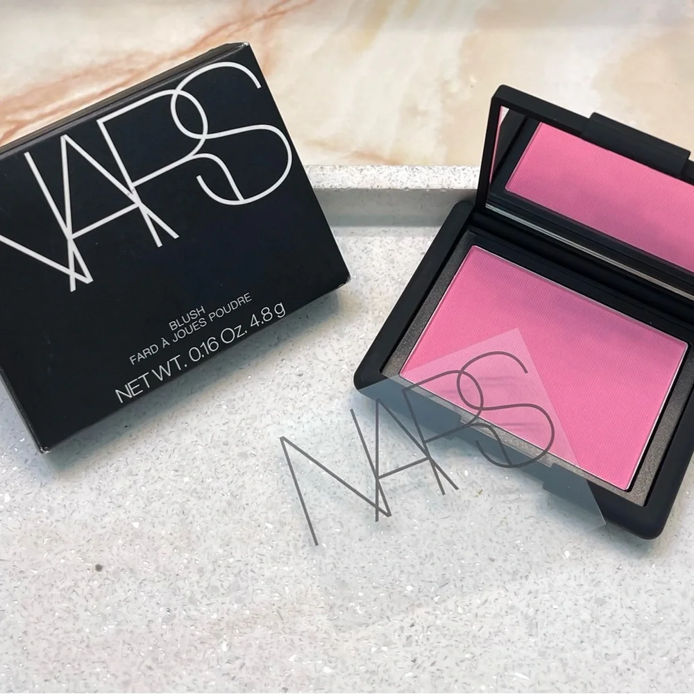 VAULTED ~ NARS ~ ‘DESIRE’ (Shade 4001) Blush ~ Talc Based Original Formula ~ NIB